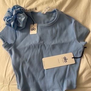 Alo Yoga Ribbed Short Sleeve, Matching Scrunchie